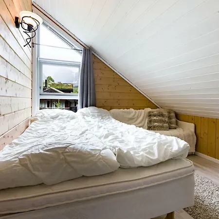 Riverside * Hornindal